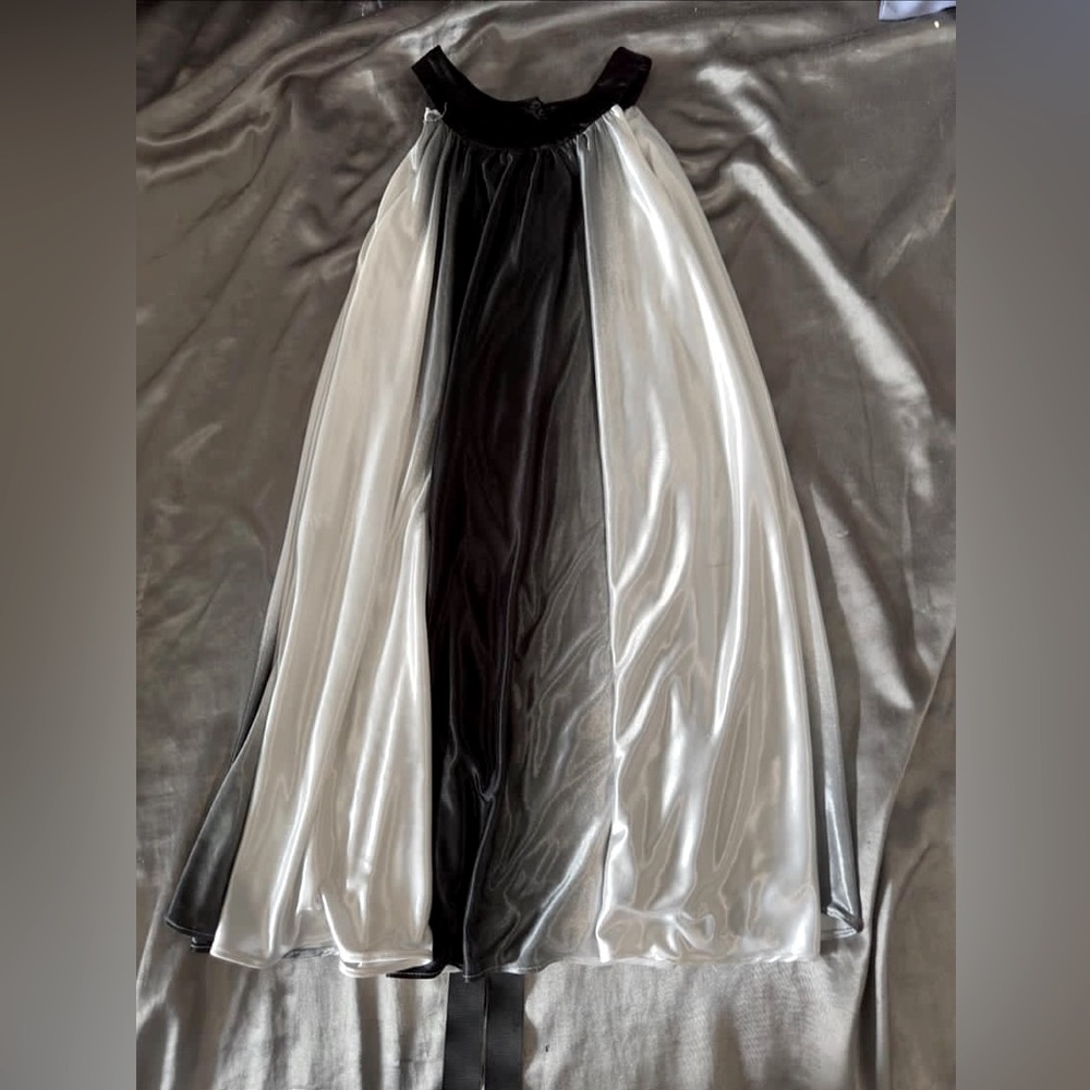 petite black and white silky dress with black ribbon